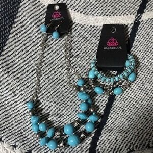 🌲Paparazzi Turquoise and Silver Jewelry Set